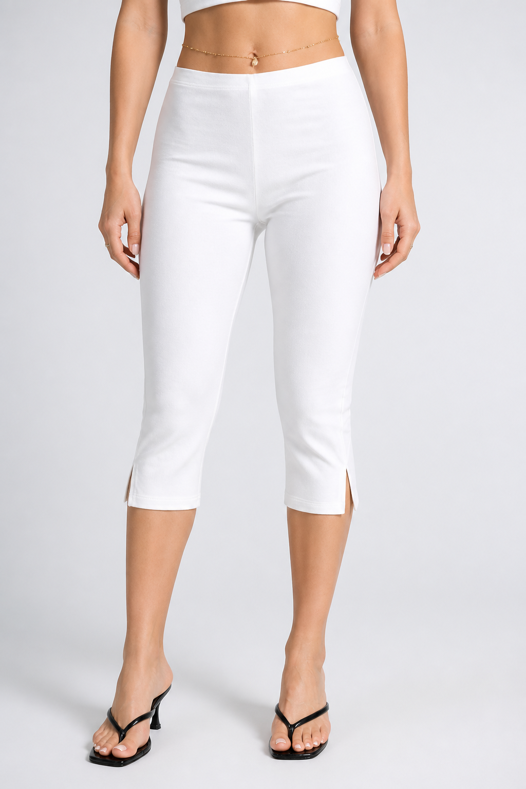 Stretch Slim-Fit Black & White Capri Pants