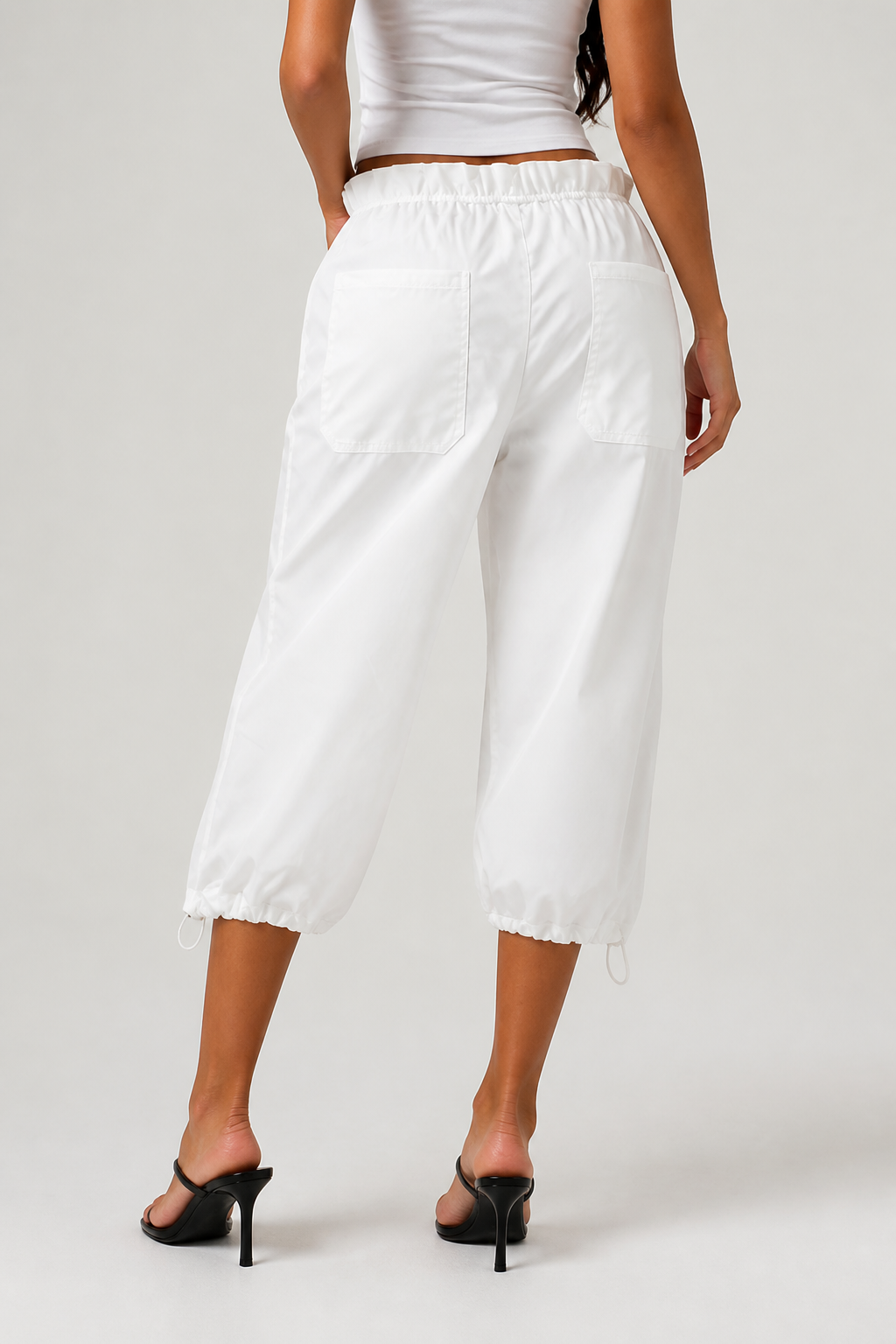 Adjustable Drawstring & Breathable Cropped Wide-Leg Pants (3/4 Length)